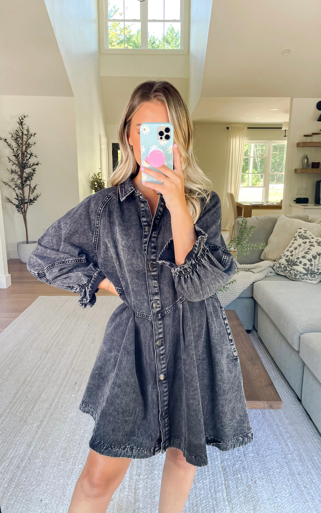 black denim shirt dress Washed – Mabel & Lou Boutique Squad up 💖 Featuring and convenient short sleeves smarttag_not_graphic_top Powder Blue:Powder Blue